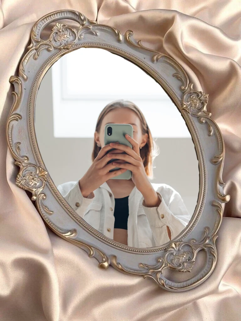 #freetoedit #mirror #mirrorselfie #mirrorselfies #fancy #vintage 