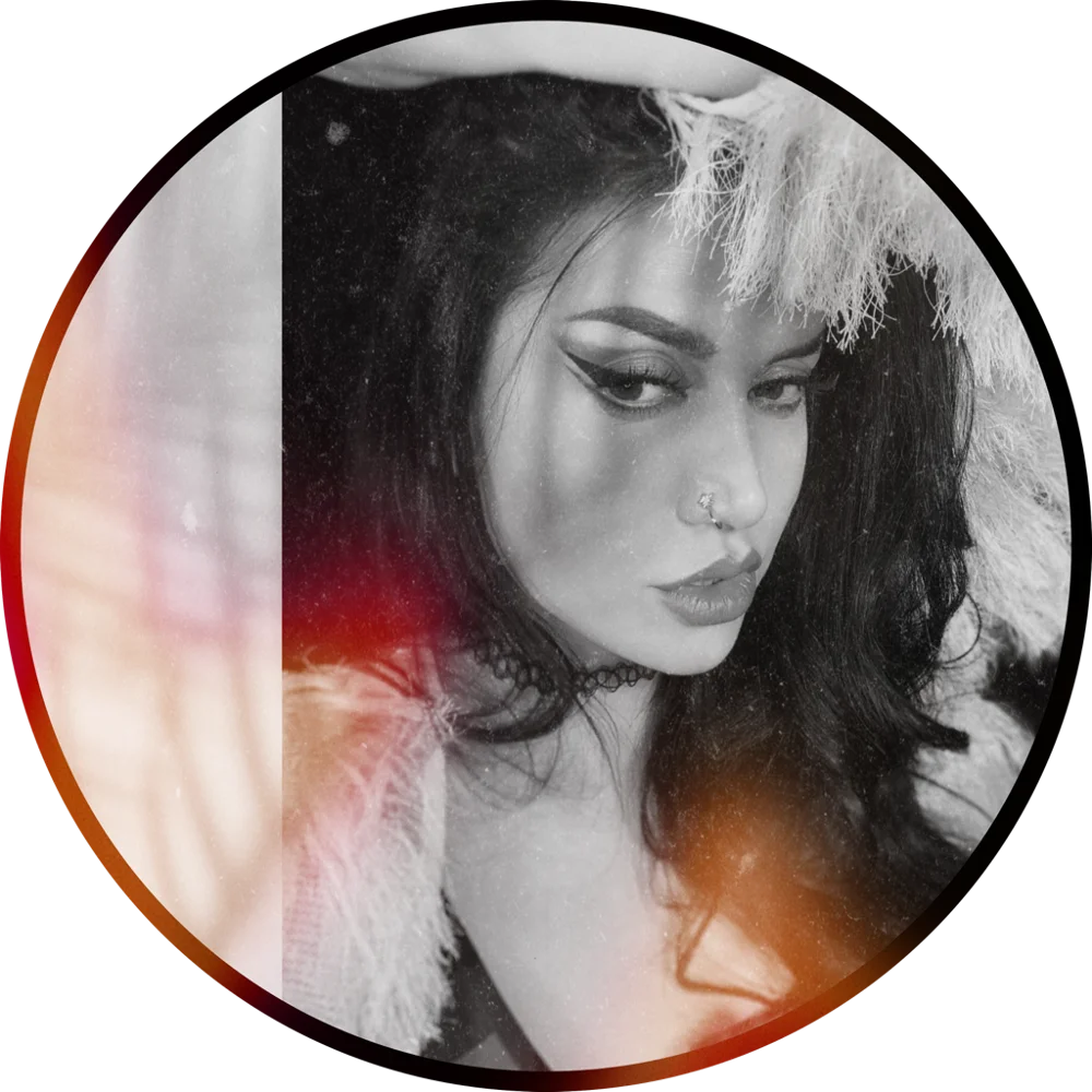 Circle frame profile picture edit 🖤

#replay #replayit #tryitout #easytoedit #quickedit #profilepic #profile #whatsappprofile #sahedits #bw #blackandwhite #colors #circleframe #rounded #circle #freetoedit #quickandeasy #picsarteffects @picsart 