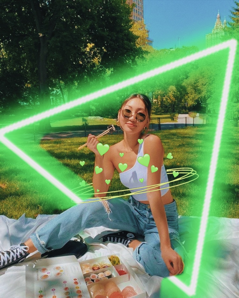 #greenaesthetic #green #neon #greenneon #greenhearts 