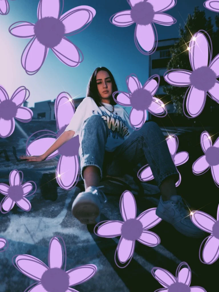 #rcpurpleflowers#purpleflowers #tatevedits#replay#aesthetic#doodleart#flowers#trend#sparkle#glitter#vintage#retro#heypicsart#madewithpicsart#makeawesome#papicks#picsart#myedit#artistic#unsplash#girl#stayinspired#mydesign#arte#tatevesthetic7-- @PA @freetoedit 