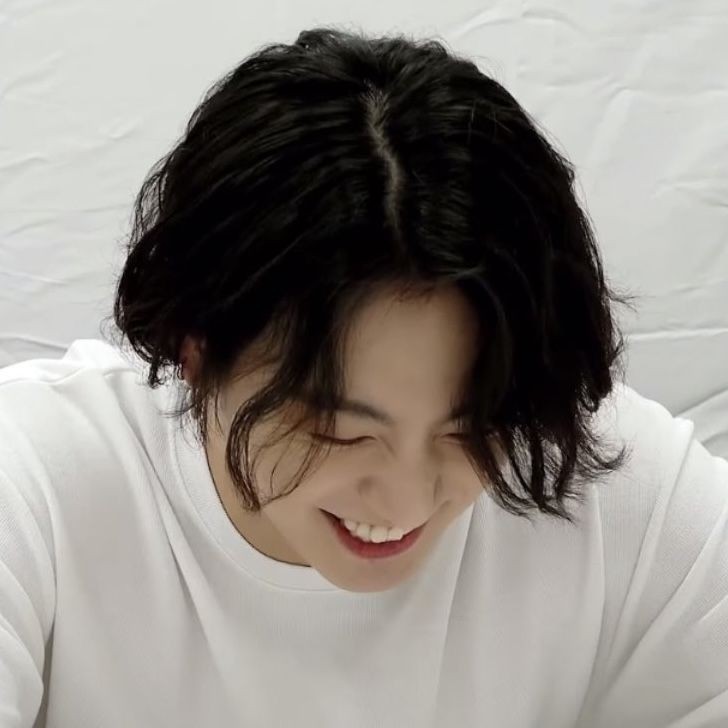 
𝒥 𝓊 𝓃 ℊ 𝓀 ℴ ℴ 𝓀 𝒾 ℯ  ➪  𝒸 𝒶 𝓉 𝒷 ℴ 𝓎 

#jk #jungkook #jungkookie #jeonjungkook #jungkookbts #bts #btsarmy #bangtanboys #btsedit #editedbyme #webcore #aesthetic #catear #blur 