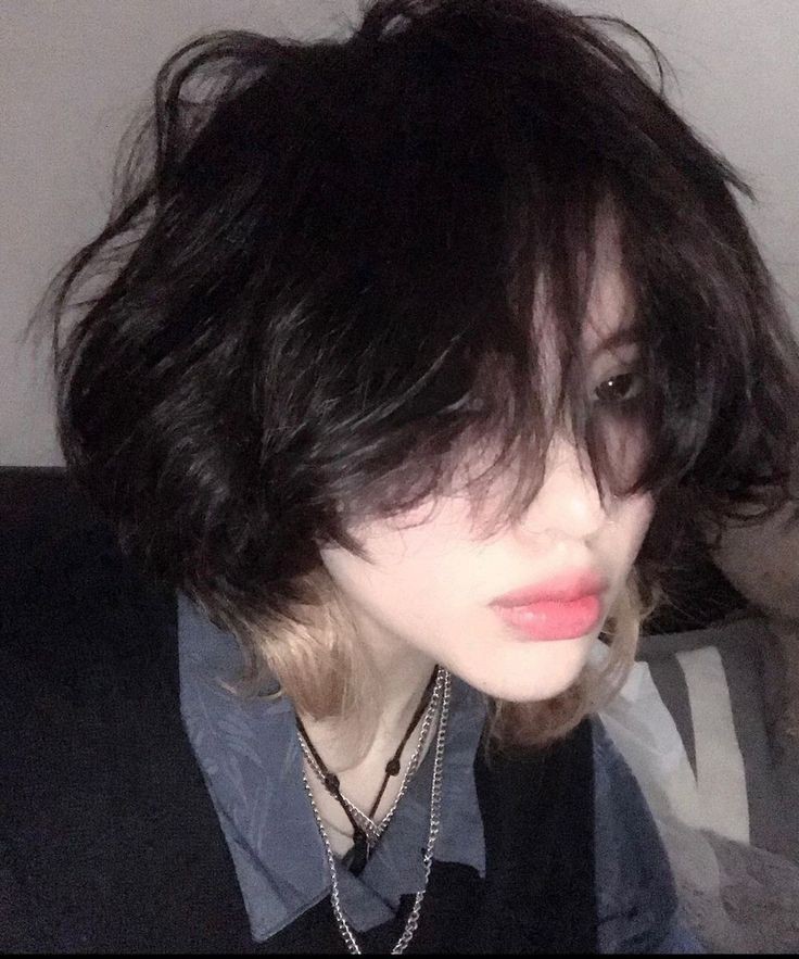 #filtro #filter #efecto #effect #goth #cyber #cybergoth #cybercore #emo #dark #punk #rock #morado #blur #motion #replay #edit #effects #saturation #softgoth #grunge #aesthetic #tumblr 