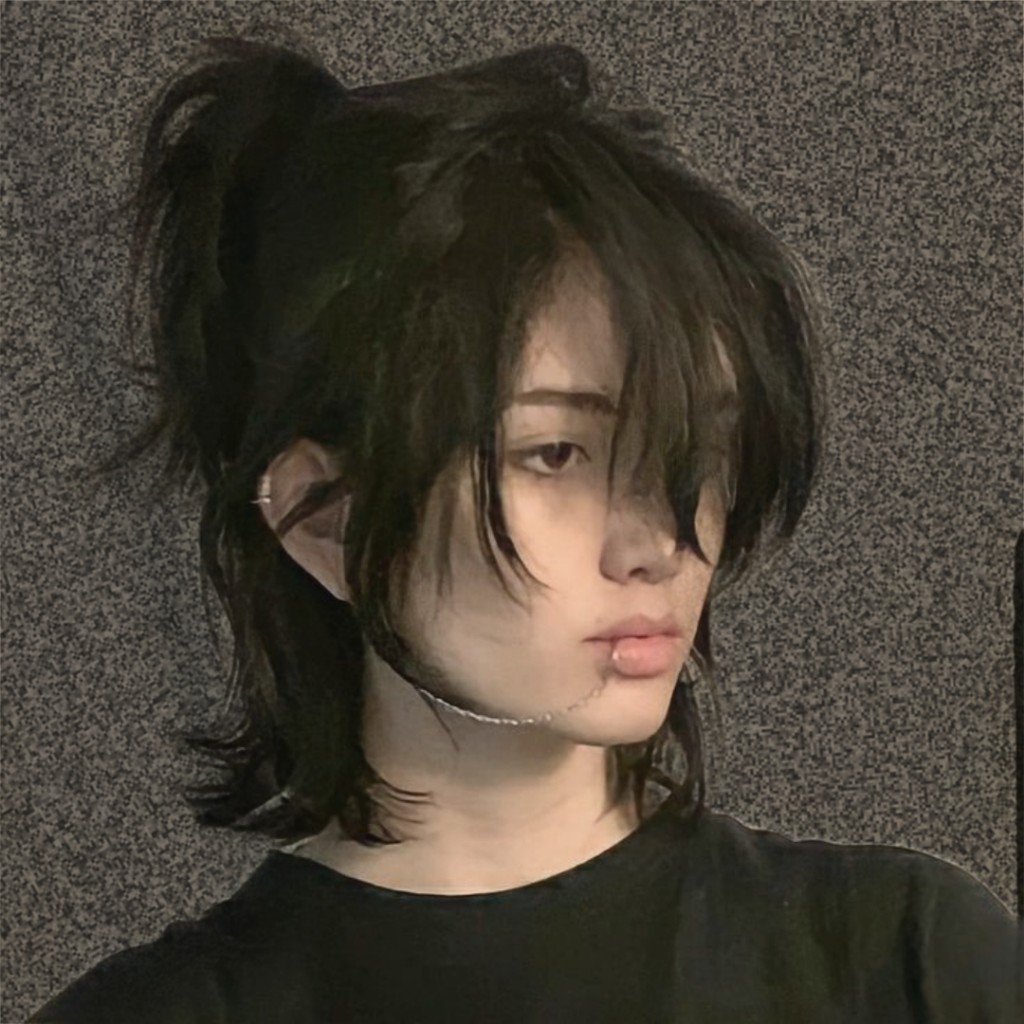 #filtro #filter #filters #filtro #background #fondo #softgoth #softgrunge #negro #black #efecto #efectos #effect #effects #blur #goth #emo #dark #punk #rock #edit #recursos #replay #grunge #gotico 